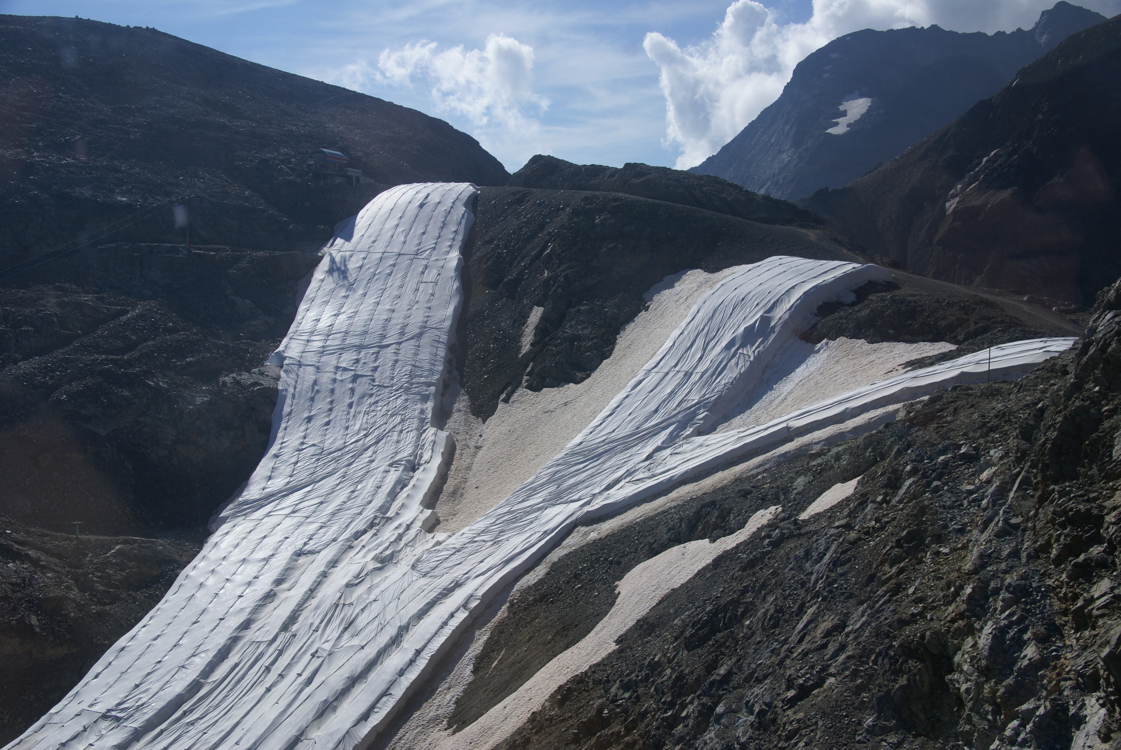 Glacier protection felt