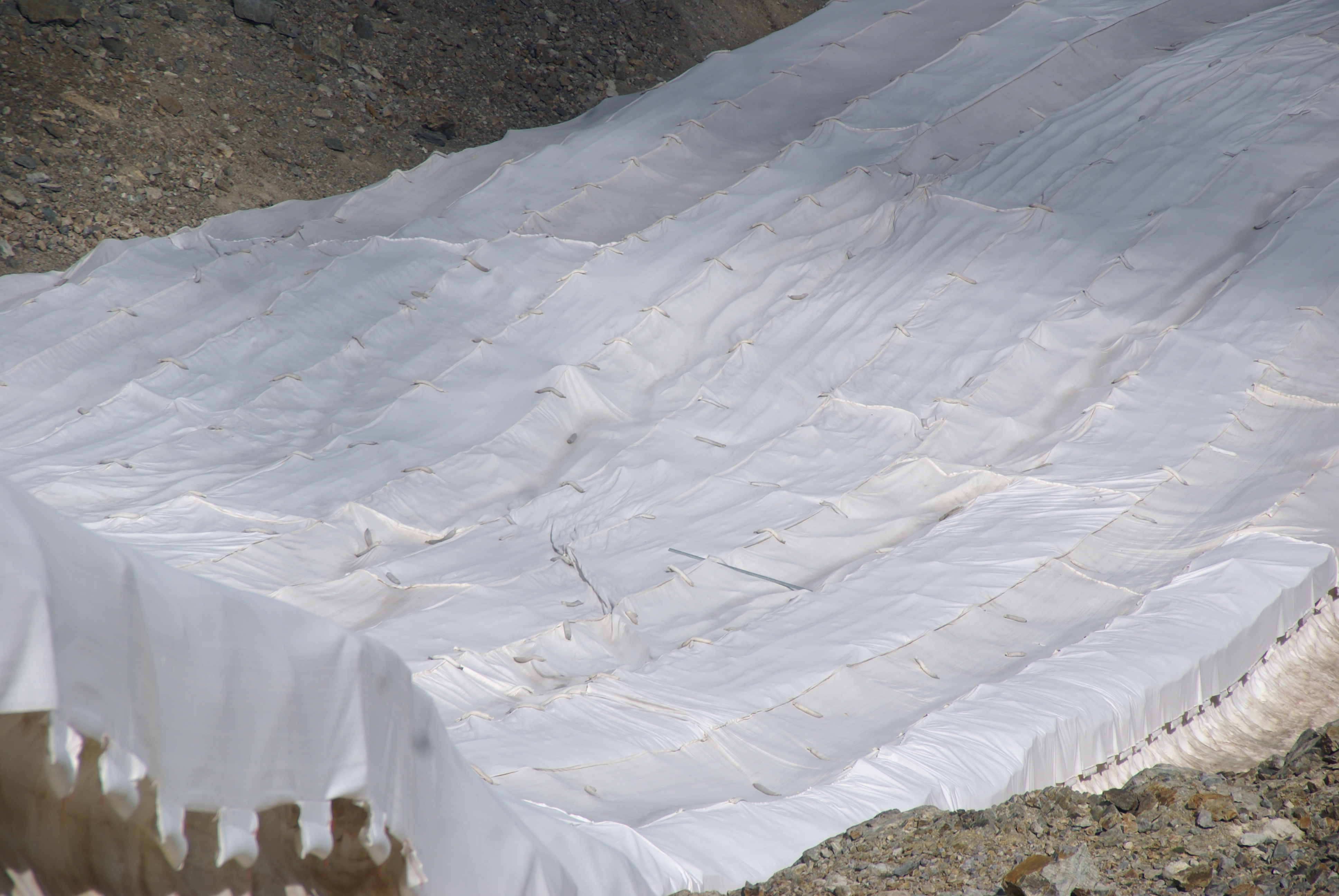 Glacier protection felt