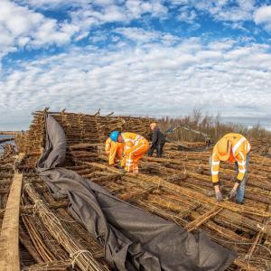 Biomatten voor zinkstukken (bodembescherming) en kraagstukken (oeverbescherming)